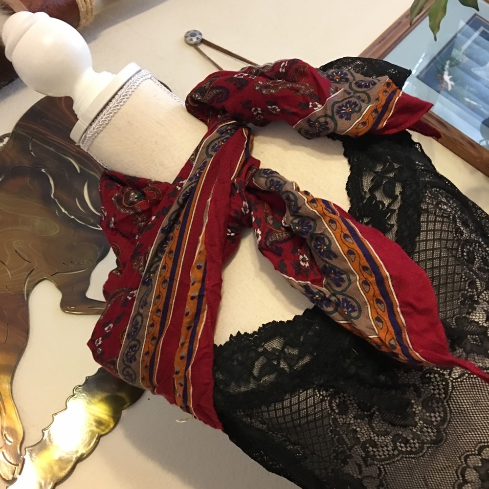 Deep wine paisley print scarf 30” x 30”